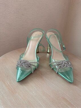 Marc Fisher Samira Crystal Bow Mint Green PVC Pump - Size 9 - NIB - Retail $160